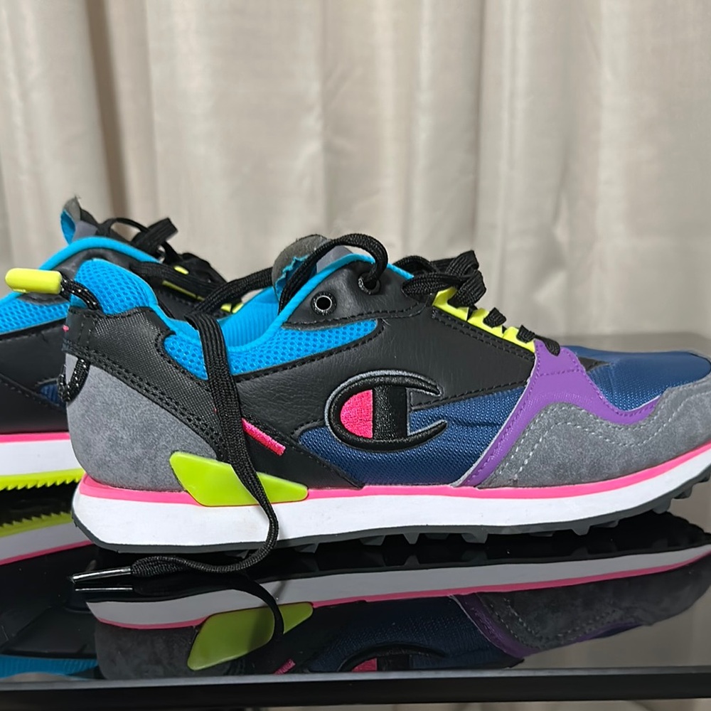 Champion Black and Blue Sneakers Dynamic Design